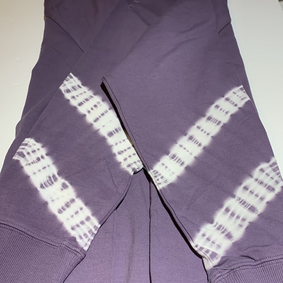torrid Active Terry Tie Dye Purple Sweatshirt NWOT - Picture 9 of 11